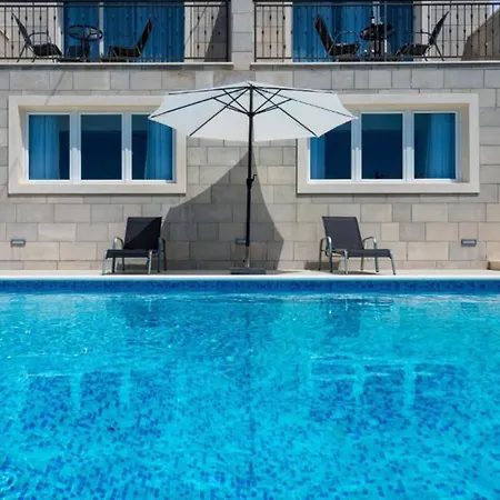 With Pool,gruda Ferienhaus